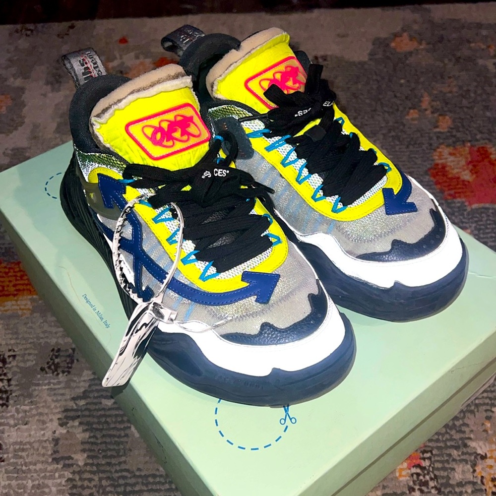 OFF-WHITE ODSY-1000